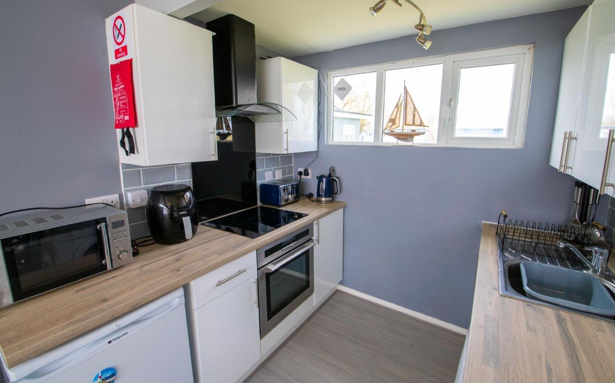 K105 - Chalet - Parkdean Camber Екстер'єр фото